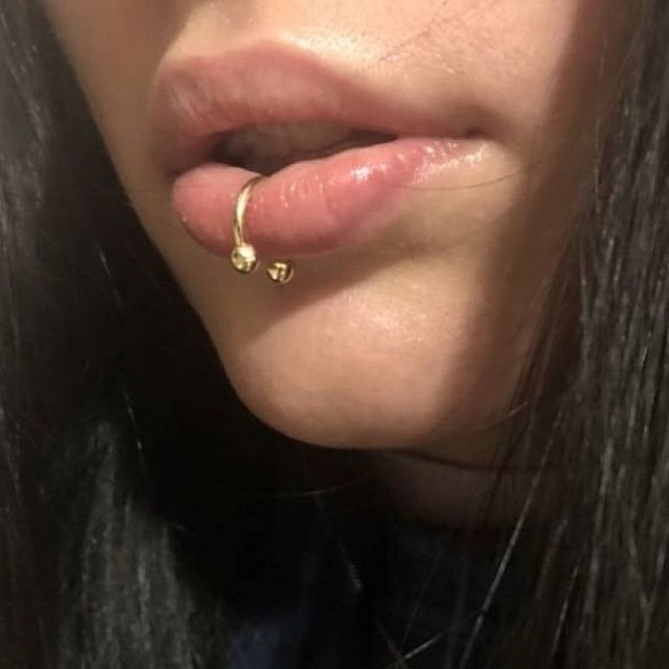 piercing-kolczyk-podkowa