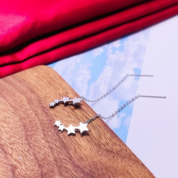 kolczyki-przewlekane-z-gwiazdkami