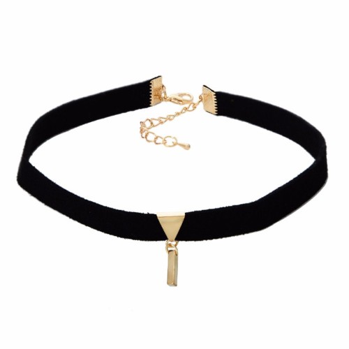 choker z przywieszka