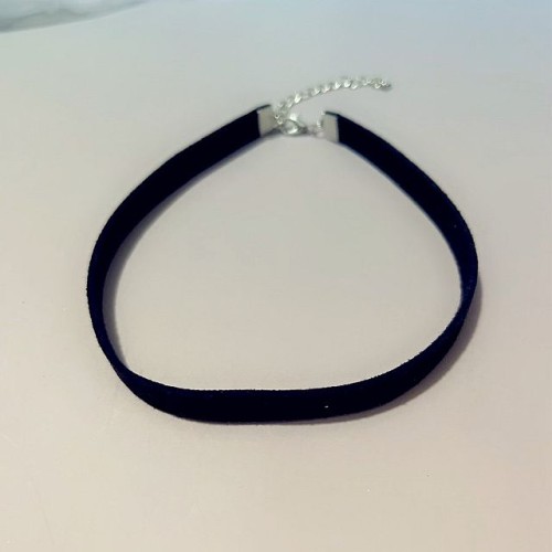 choker-zamszowy-czarny