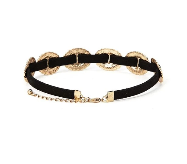 choker z medalionami