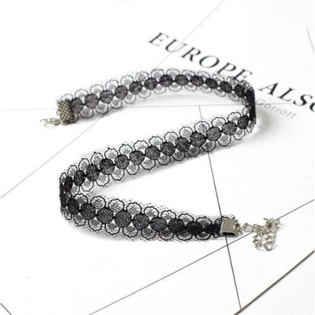 choker koronkowy