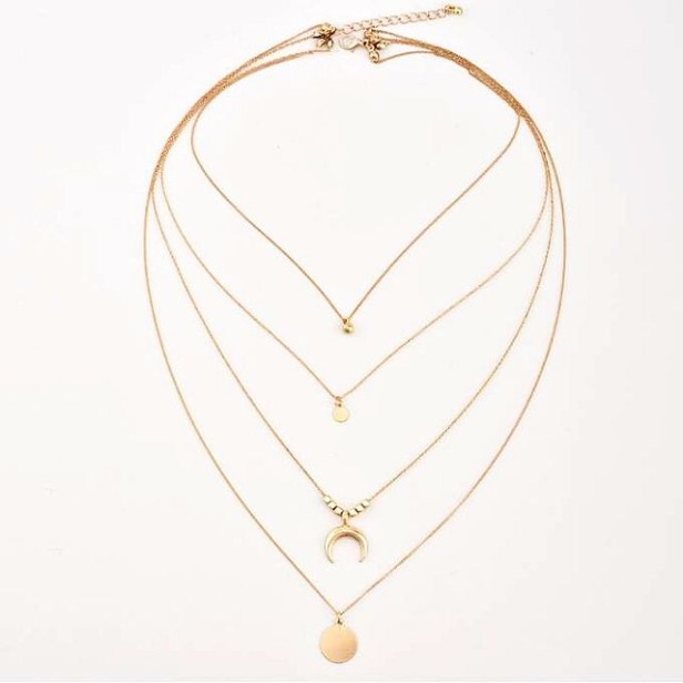 delikatny naszyjnik kaskadowy