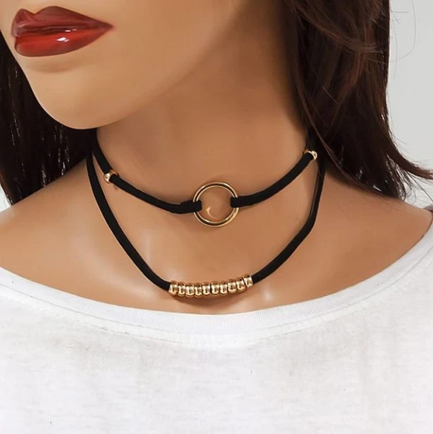 choker-z-kolkiem